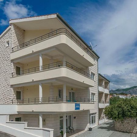 Apartments Villa Aquamarine Duce Exterior photo